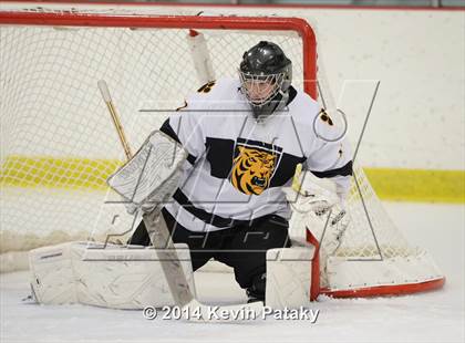 Thumbnail 3 in Northwest Catholic @ Daniel Hand photogallery.