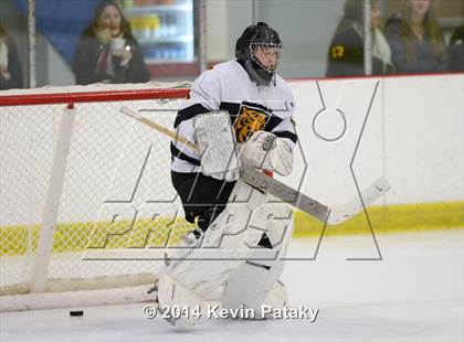 Thumbnail 2 in Northwest Catholic @ Daniel Hand photogallery.