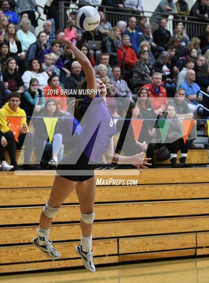Thumbnail 3 in Jesuit vs. Sunset (OSAA 6A Quarterfinal)  photogallery.