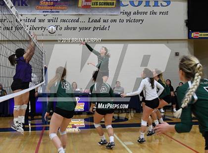 Thumbnail 3 in Jesuit vs. Sunset (OSAA 6A Quarterfinal)  photogallery.