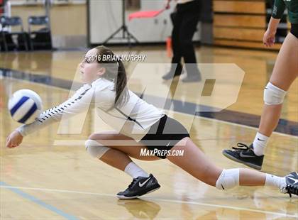 Thumbnail 3 in Jesuit vs. Sunset (OSAA 6A Quarterfinal)  photogallery.