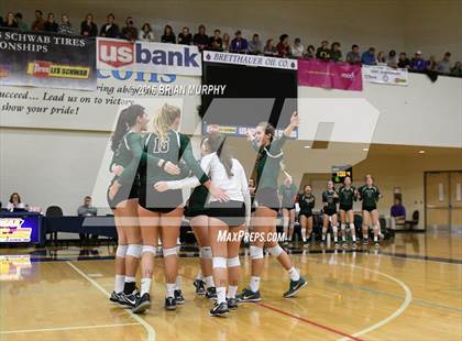 Thumbnail 2 in Jesuit vs. Sunset (OSAA 6A Quarterfinal)  photogallery.