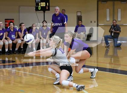 Thumbnail 2 in Jesuit vs. Sunset (OSAA 6A Quarterfinal)  photogallery.