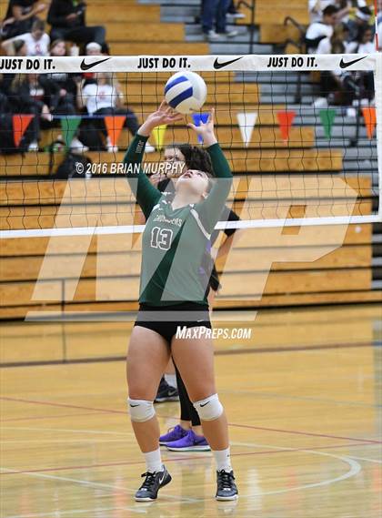 Thumbnail 2 in Jesuit vs. Sunset (OSAA 6A Quarterfinal)  photogallery.
