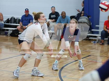 Thumbnail 3 in Seacrest Country Day vs St. Henry (Nike Tournament of Champions) photogallery.