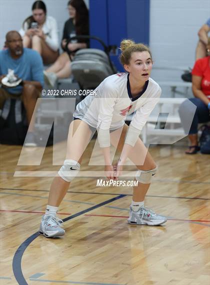 Thumbnail 1 in Seacrest Country Day vs St. Henry (Nike Tournament of Champions) photogallery.