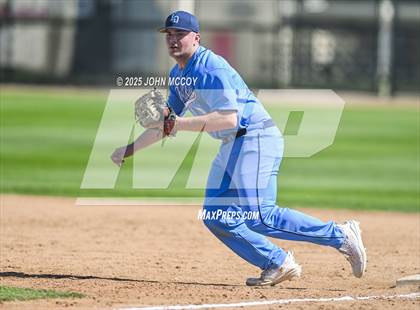 Thumbnail 3 in Los Osos @ Corona photogallery.