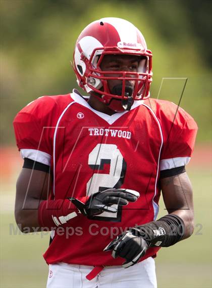Thumbnail 2 in University School Florida vs. Trotwood-Madison (Crosstown Showdown) photogallery.