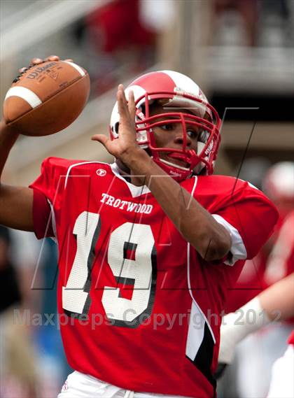 Thumbnail 2 in University School Florida vs. Trotwood-Madison (Crosstown Showdown) photogallery.