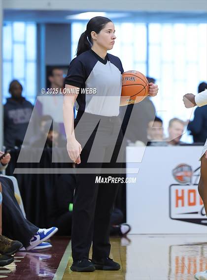Thumbnail 1 in Perry vs Columbus (Army National Guard Hoophall Classic) photogallery.