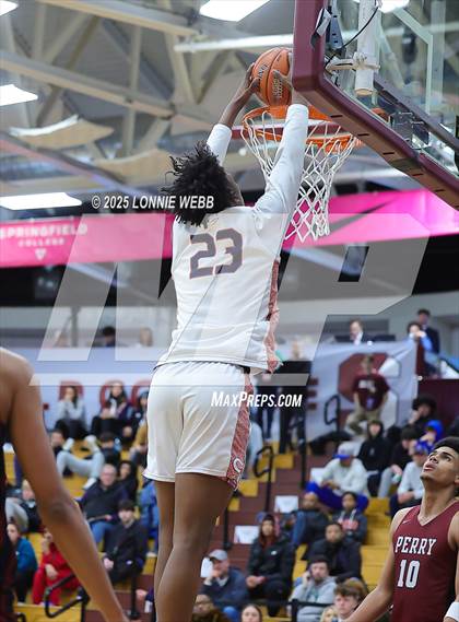 Thumbnail 3 in Perry vs Columbus (Army National Guard Hoophall Classic) photogallery.