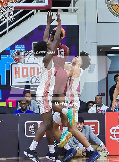 Thumbnail 2 in Perry vs Columbus (Army National Guard Hoophall Classic) photogallery.
