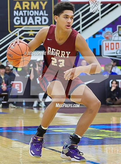 Thumbnail 2 in Perry vs Columbus (Army National Guard Hoophall Classic) photogallery.