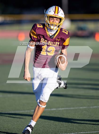 Thumbnail 1 in Saugus @ Simi Valley photogallery.