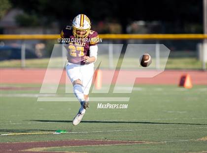 Thumbnail 3 in Saugus @ Simi Valley photogallery.