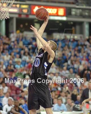 Thumbnail 3 in Rocklin vs Jesuit (Section Playoffs) photogallery.