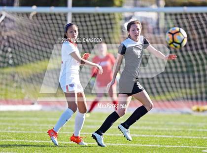 Thumbnail 3 in St. Ignatius vs Archbishop Mitty photogallery.