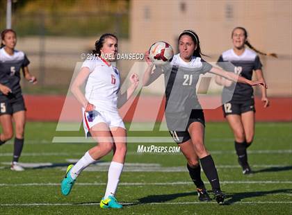 Thumbnail 1 in St. Ignatius vs Archbishop Mitty photogallery.