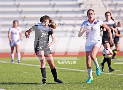 Thumbnail 3 in St. Ignatius vs Archbishop Mitty photogallery.