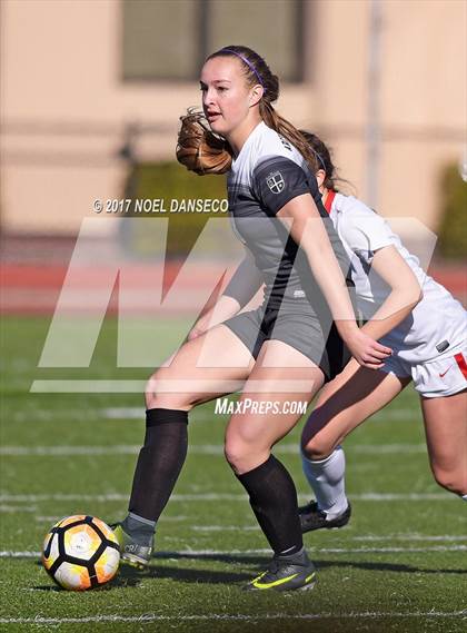 Thumbnail 2 in St. Ignatius vs Archbishop Mitty photogallery.