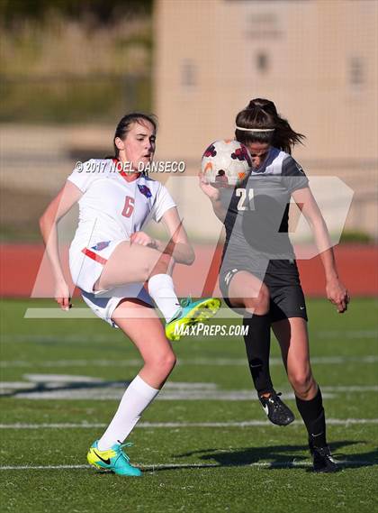 Thumbnail 1 in St. Ignatius vs Archbishop Mitty photogallery.
