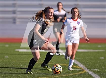 Thumbnail 3 in St. Ignatius vs Archbishop Mitty photogallery.