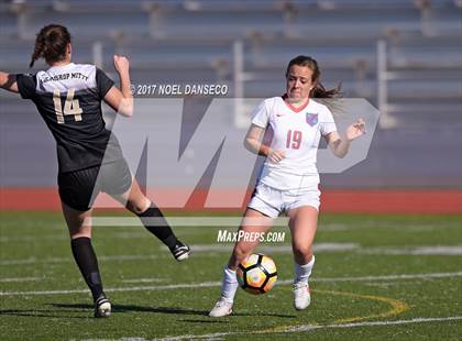 Thumbnail 2 in St. Ignatius vs Archbishop Mitty photogallery.