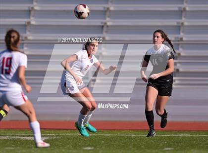 Thumbnail 2 in St. Ignatius vs Archbishop Mitty photogallery.