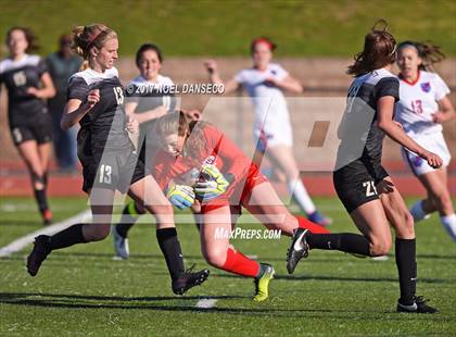 Thumbnail 2 in St. Ignatius vs Archbishop Mitty photogallery.