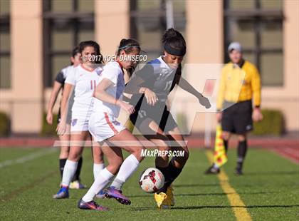Thumbnail 1 in St. Ignatius vs Archbishop Mitty photogallery.