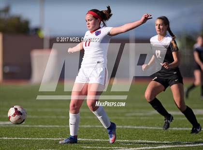 Thumbnail 2 in St. Ignatius vs Archbishop Mitty photogallery.