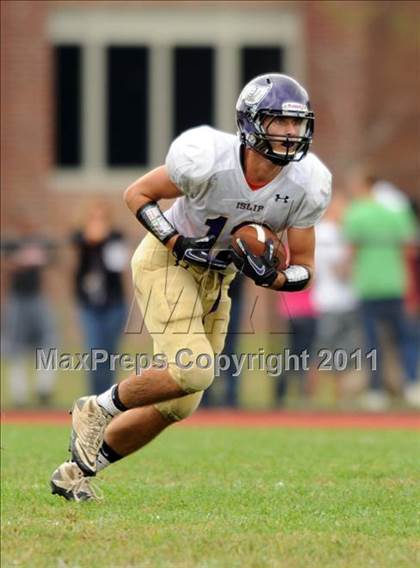 Thumbnail 3 in Islip @ Bellport photogallery.