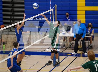 Thumbnail 2 in Helix @ Grossmont photogallery.