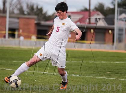Thumbnail 2 in King vs Brother Martin (LHSAA DI Quarterfinal) photogallery.