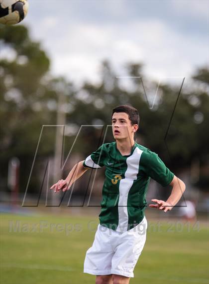 Thumbnail 1 in King vs Brother Martin (LHSAA DI Quarterfinal) photogallery.