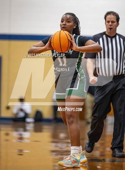 Thumbnail 2 in Durham Academy vs. Douglas Byrd photogallery.