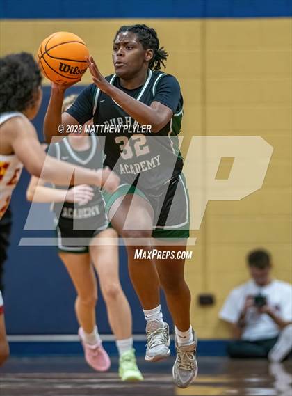 Thumbnail 2 in Durham Academy vs. Douglas Byrd photogallery.