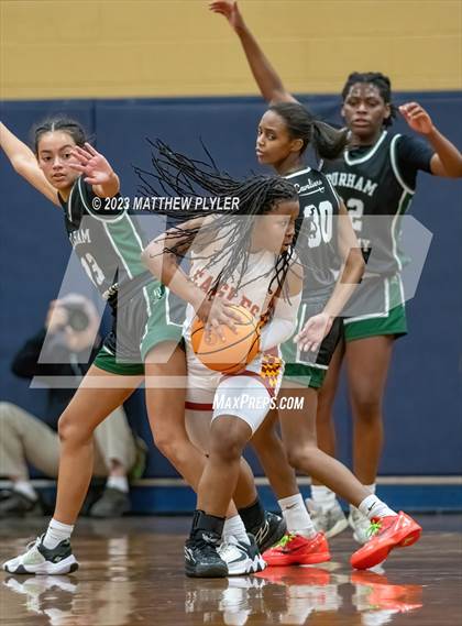 Thumbnail 2 in Durham Academy vs. Douglas Byrd photogallery.