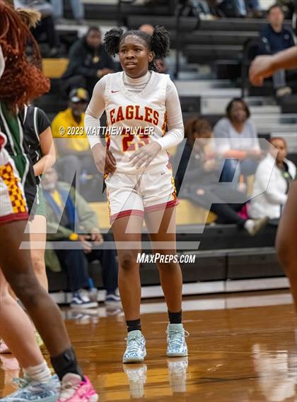 Thumbnail 2 in Durham Academy vs. Douglas Byrd photogallery.