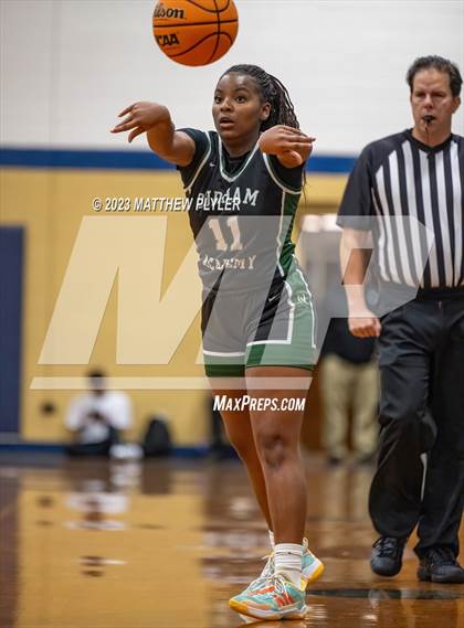 Thumbnail 3 in Durham Academy vs. Douglas Byrd photogallery.