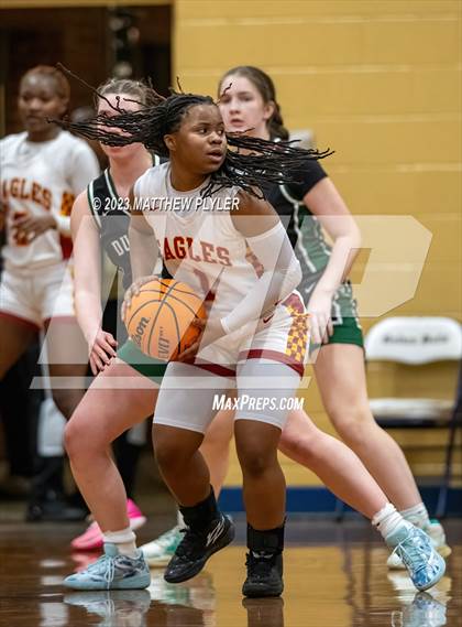 Thumbnail 3 in Durham Academy vs. Douglas Byrd photogallery.