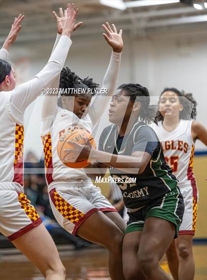 Thumbnail 3 in Durham Academy vs. Douglas Byrd photogallery.
