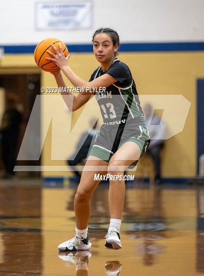 Thumbnail 1 in Durham Academy vs. Douglas Byrd photogallery.