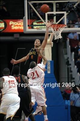 Thumbnail 2 in Oak Hill Academy vs. North College Hill (Play-By-Play Classic) photogallery.
