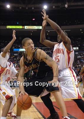 Thumbnail 2 in Oak Hill Academy vs. North College Hill (Play-By-Play Classic) photogallery.
