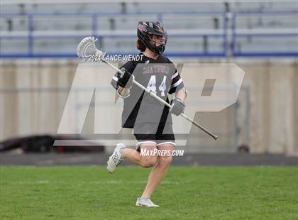 Thumbnail 3 in Chatfield @ Columbine photogallery.