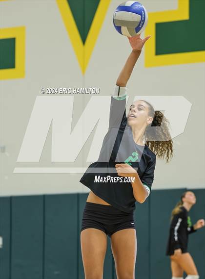 Thumbnail 1 in Marymount @ Mira Costa photogallery.