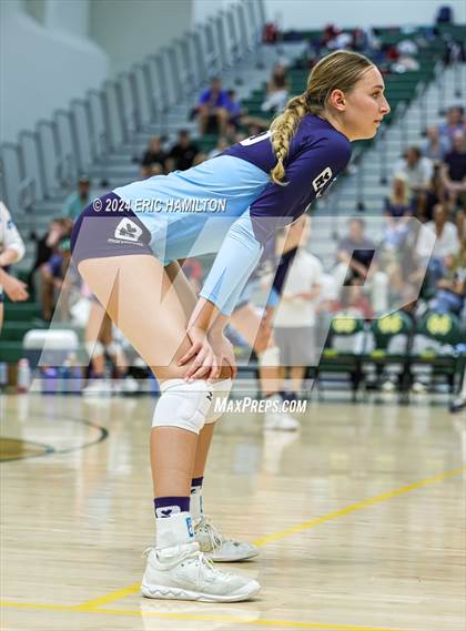 Thumbnail 1 in Marymount @ Mira Costa photogallery.