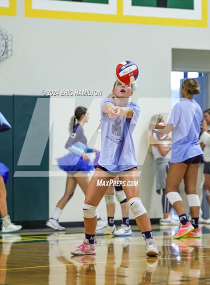 Thumbnail 1 in Marymount @ Mira Costa photogallery.