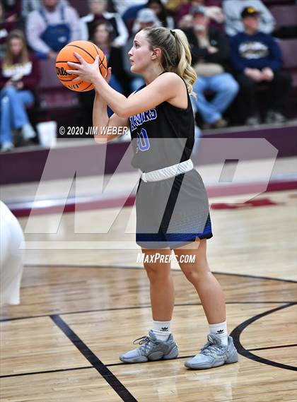 Thumbnail 1 in  Ketchum vs. Warner (OSSAA Class 2A District Final)  photogallery.